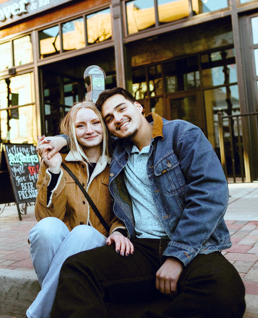 Lucas and Taylor Fowler